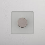Stilvoller Dimmerschalter – Durchsichtig + Poliertes Nickel – Premium-Lichtsteuerungssystem – auf weissem Hintergrund